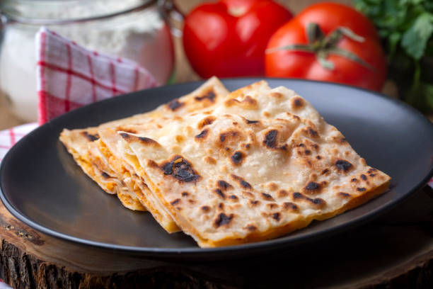 Breakfast: خبز رقاق (Khubz Rgag) – Crisp Layered Flatbread