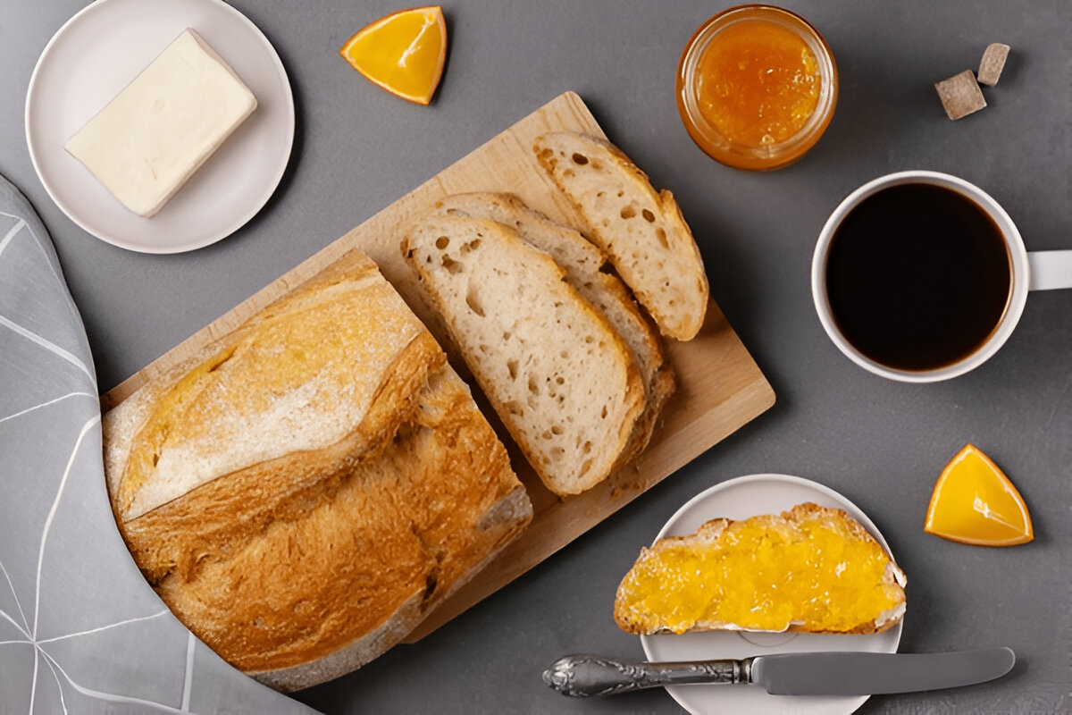Breakfast: Pane, Burro e Marmellata – Breakfast: Bread with Butter and Jam