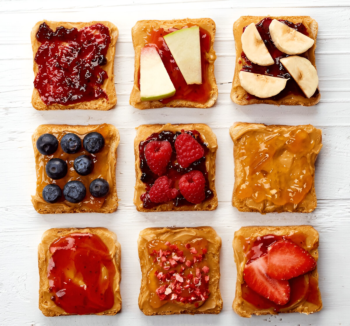 Breakfast: Torradas com Manteiga e Doce – Buttered Toast with Jam